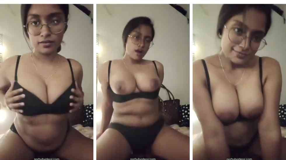 Super Sexy Girl Boobs Showing MMS – Desi49