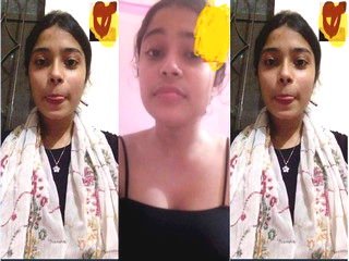 MMS Sex Viral of Cute Desi Girl Shows Boobs